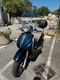 Beverly Tourer 250 cc