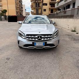 Mercedes GLA 200d Allestimento Sport 2018