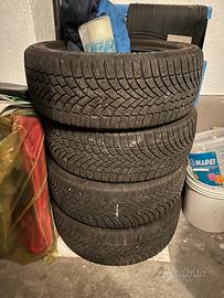 4 gomme Bridgestone Blizzak LM005 225/55/R18 102V