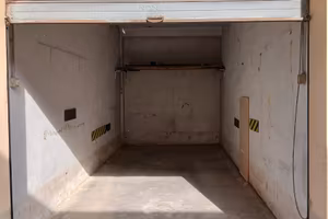 Box auto zona via Pastrengo Moncalieri Torino