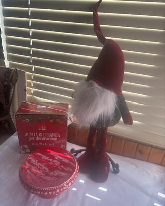 Set alzata e gnomo per le feste