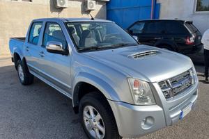 IsuzuD-Max-3.0T.D-4WD/4P-c.aut-km135000-2010