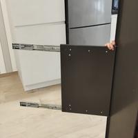 Specchio  girevole  e scorrevole