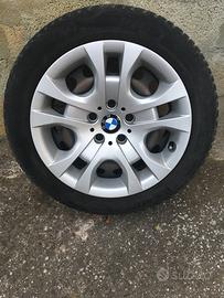 4 cerchi in ferro + copri+ gomme invernali Bmw