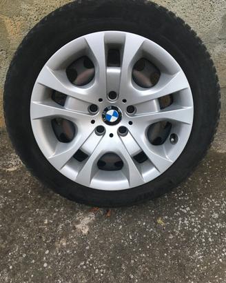 4 cerchi in ferro + copri+ gomme invernali Bmw