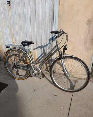 bicicletta da donna city bike da 28" in alluminio 