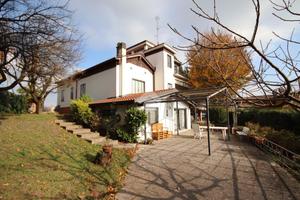 VILLA SINGOLA A CASSAGO BRIANZA