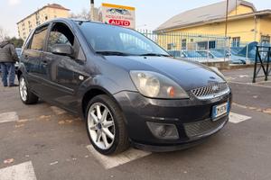 Ford Fiesta 1.2 Benz 5p. Ghia 2008