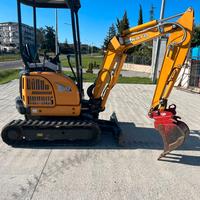 Noleggio miniescavatore