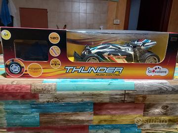 Auto (giocattolo) racer radiocomandata