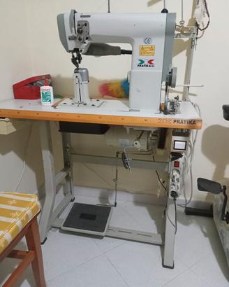 macchina da cucire industriale 