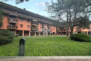 NEGOZIO A SAN VITTORE OLONA