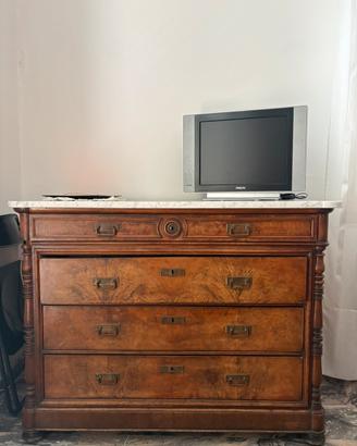 Cassettiera in legno