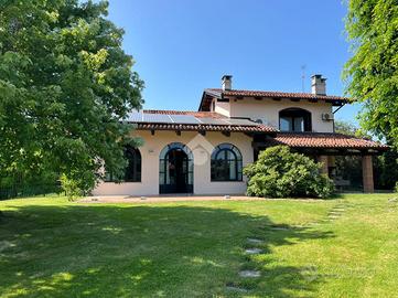 VILLA SINGOLA A SAN MAURIZIO CANAVESE