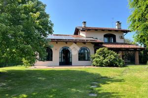 VILLA SINGOLA A SAN MAURIZIO CANAVESE