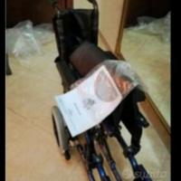 Nuovissima sedie a rotelle pieghevole per anziani