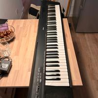 Pianola Yamaha Portable Grand NP30