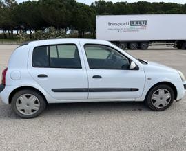 RENAULT Clio 2 1.5 dci diesel 2004 - Clio II 65cv