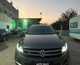 VOLKSWAGEN TIGUAN - 2014