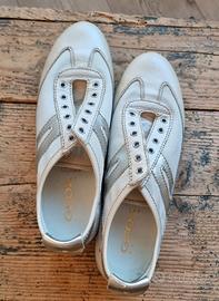 Sneakers donna Geox, beige, indossate pochissimo,