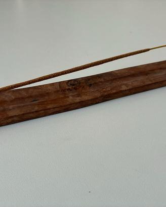 Portaincenso etnico in legno
