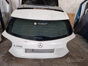 Mercedes W176 A-classe 2012-2018 portellone poster