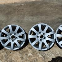  cerchi in lega Volkswagen 5 fori 15/112, 
