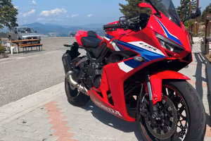 Honda cbr 650r e-clucth