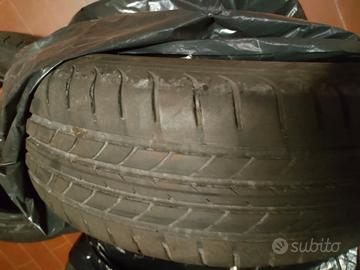 gomme estive good year  205 60 R16