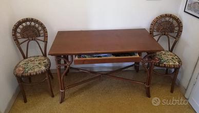 Tavolino scrittoio in rattan