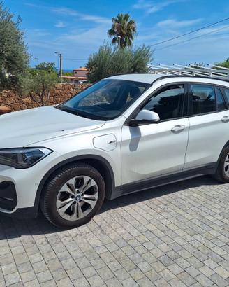 BMW X1 i25e