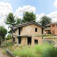 PORZIONE DI BIFAMILIARE A FERMO