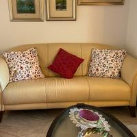 Divano in pelle di Divani & Divani bu Natuzzi