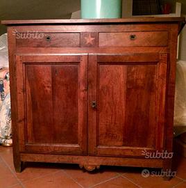 Mobile d' antiquariato Credenza dell' 800
