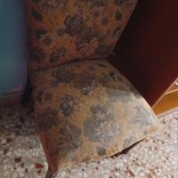 due poltrone vintage 