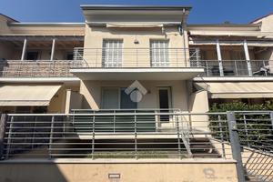 4 LOCALI A CARRARA