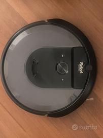 Aspirapolvere IROBOT ROOMBA