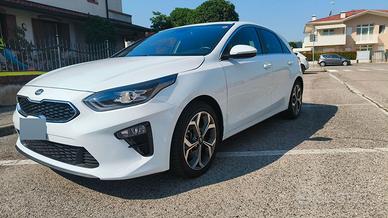 Ceed III 2019 1.6 crdi Evolution 136cv