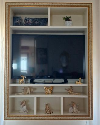 Mobile TV in legno sospeso