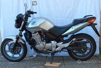 Honda CBF 500 - 2004