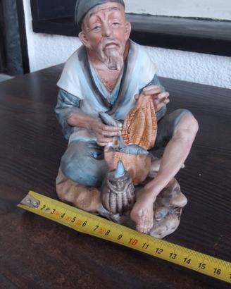 Statuetta di pescatore vintage Royal Porzellan