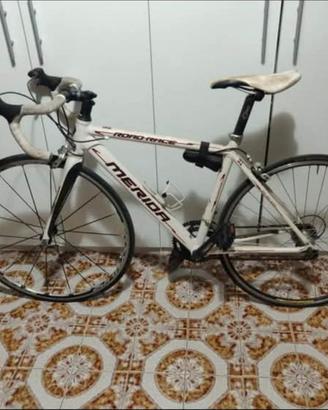 MERIDA ROAD RACE