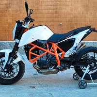 KTM Duke 690 A2