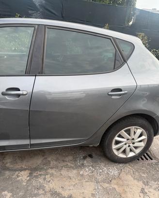 Porta posteriore sx Seat Ibiza anno 2013 modello 6