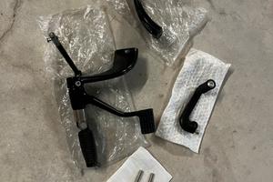Pedane complete ORIGINALI Harley 883