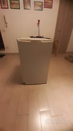 Frigo sotto tavolo