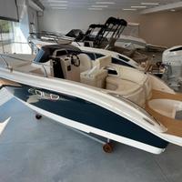 Barca Eolo 6.4 EL walk around