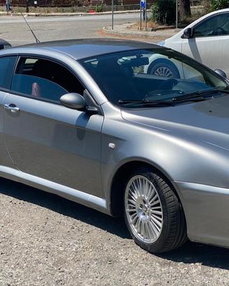 Alfa Romeo GT 1.9 JTDM 16 V Collezione Full Option
