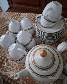 Servizio da 12 caffè-latte con teiera della thun