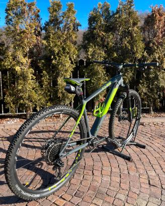 Cube Reaction Race C:62 Carbon